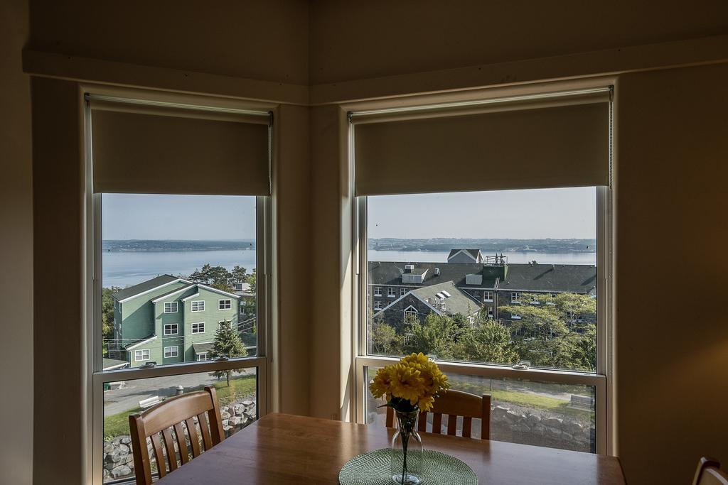 Mount Saint Vincent University Halifax Rom bilde